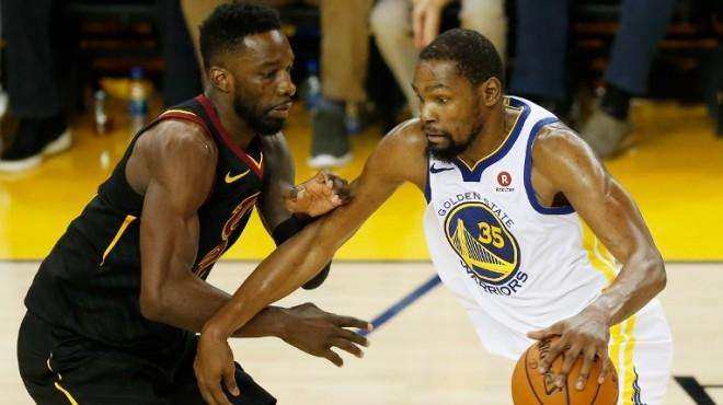 迷议论纷纷 迷议论纷纷