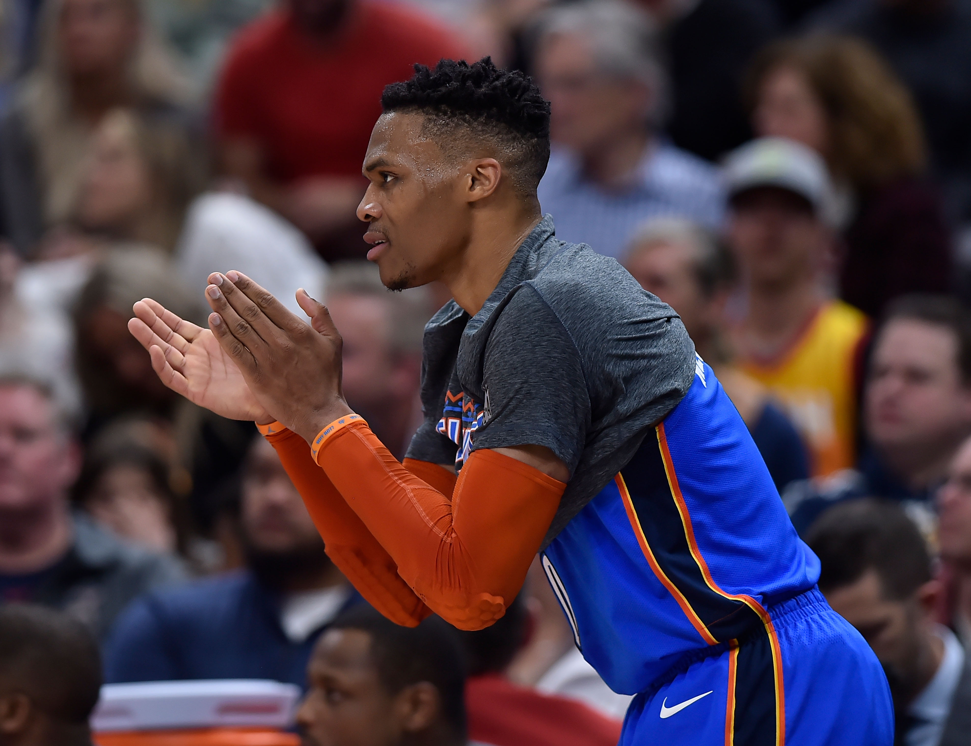 层或许是出 层或许是出