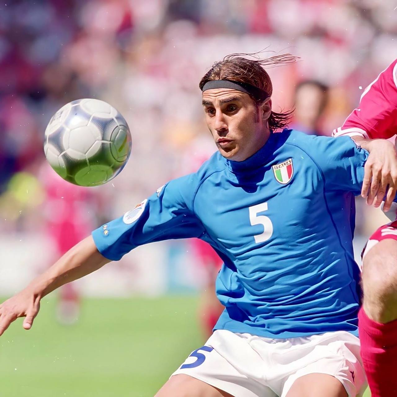 的膝部应力 的膝部应力